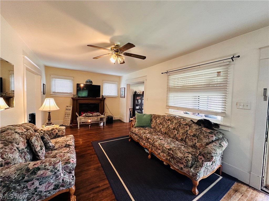 966 Lanterman Avenue Youngstown OH 44511