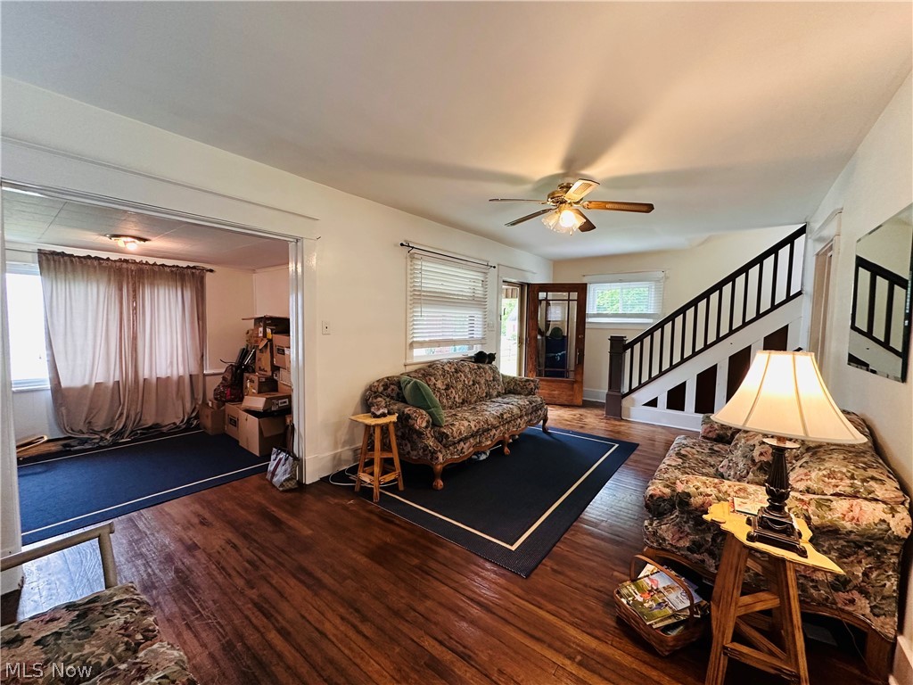 966 Lanterman Avenue Youngstown OH 44511