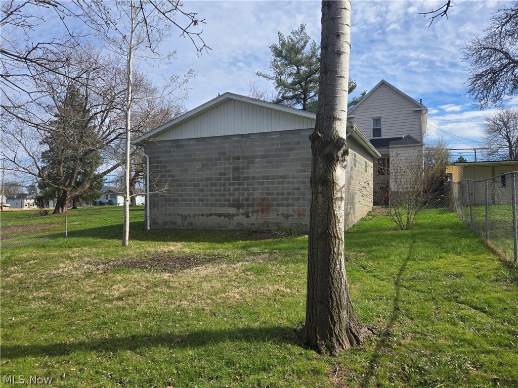 2446 Vestal Road Youngstown OH 44509