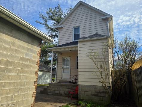 2446 Vestal Road Youngstown OH 44509