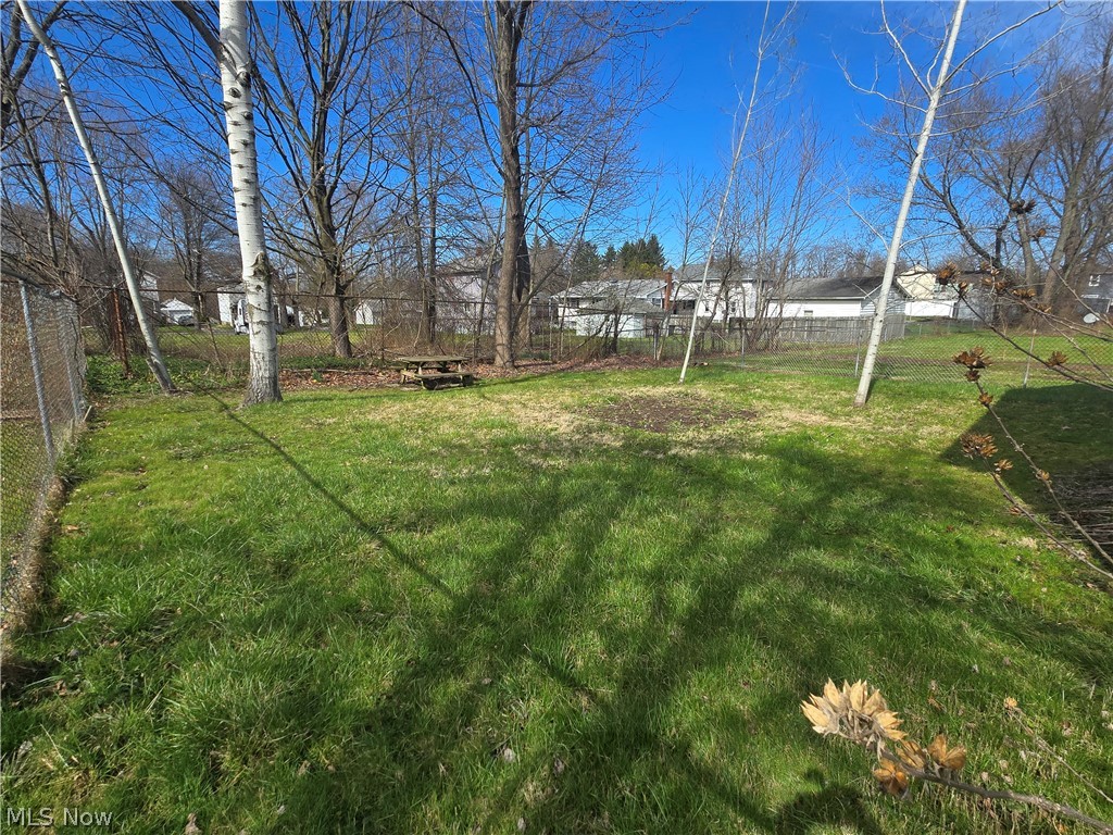 2446 Vestal Road Youngstown OH 44509