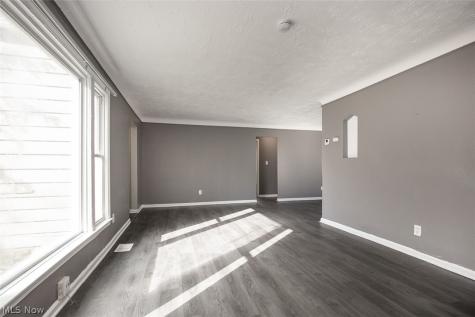 3991 Wendy Drive Cleveland OH 44122