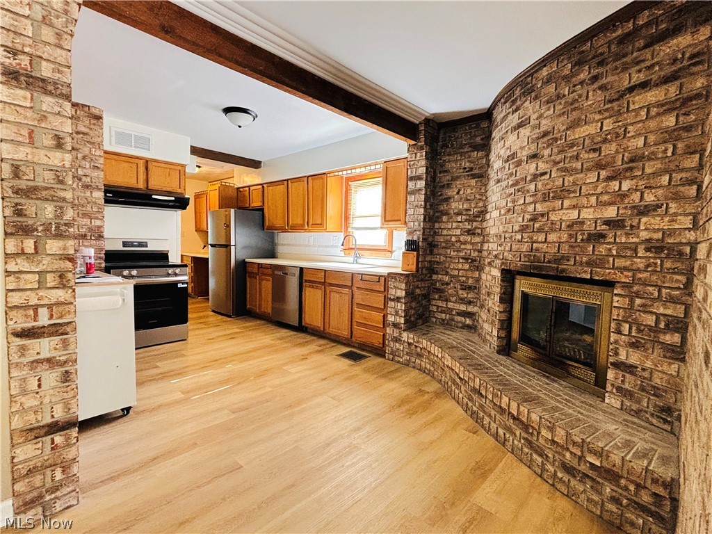 2711 Ironwood Street Cuyahoga Falls OH 44221