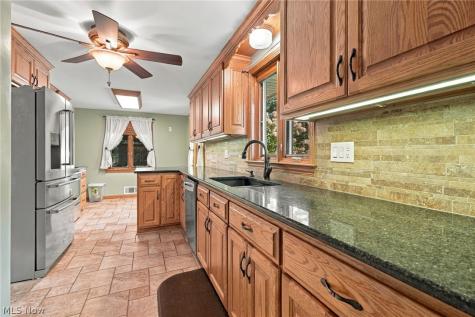 747 NW 17th Street NW Massillon OH 44647