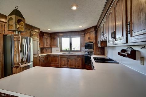 5065 Township Road 356 Millersburg OH 44654