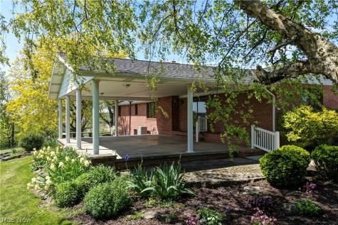 5065 Township Road 356 Millersburg OH 44654
