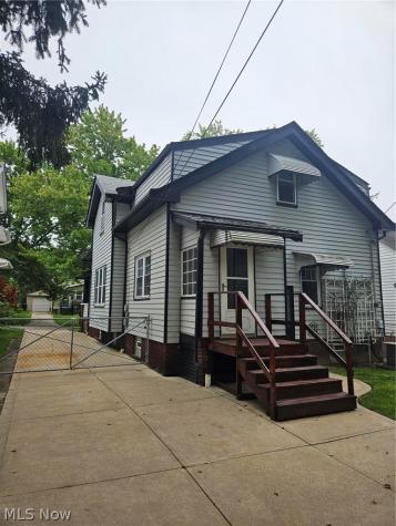 4764 Burleigh Road Garfield Heights OH 44125