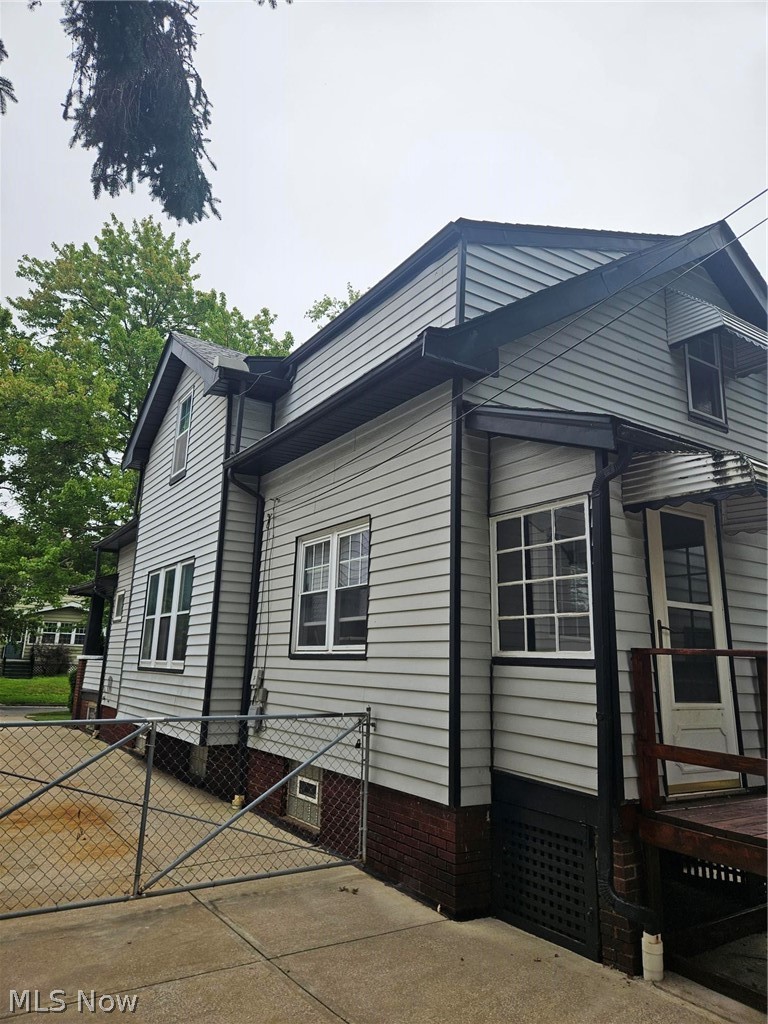 4764 Burleigh Road Garfield Heights OH 44125