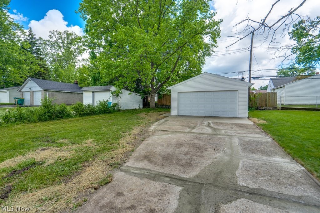 5141 Clement Avenue Maple Heights OH 44137