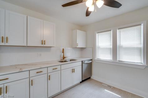 5141 Clement Avenue Maple Heights OH 44137