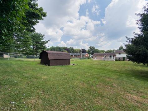 4935 Quincy Street NW Canton OH 44708