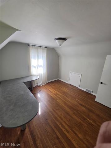 844 N Bentley Niles OH 44446