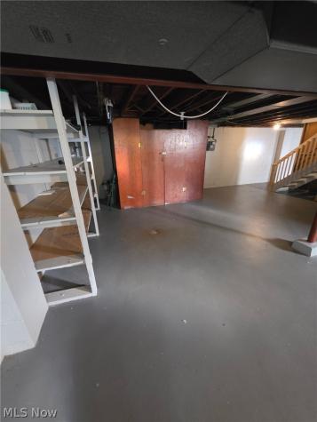 844 N Bentley Niles OH 44446