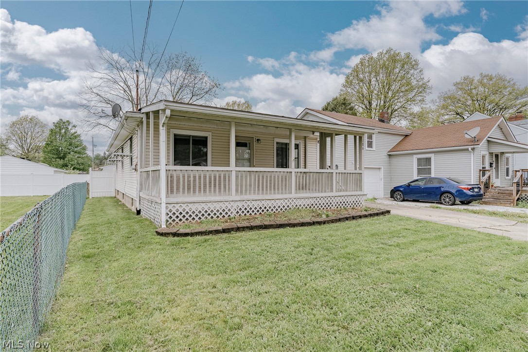 186 Pocantico Avenue Akron OH 44312