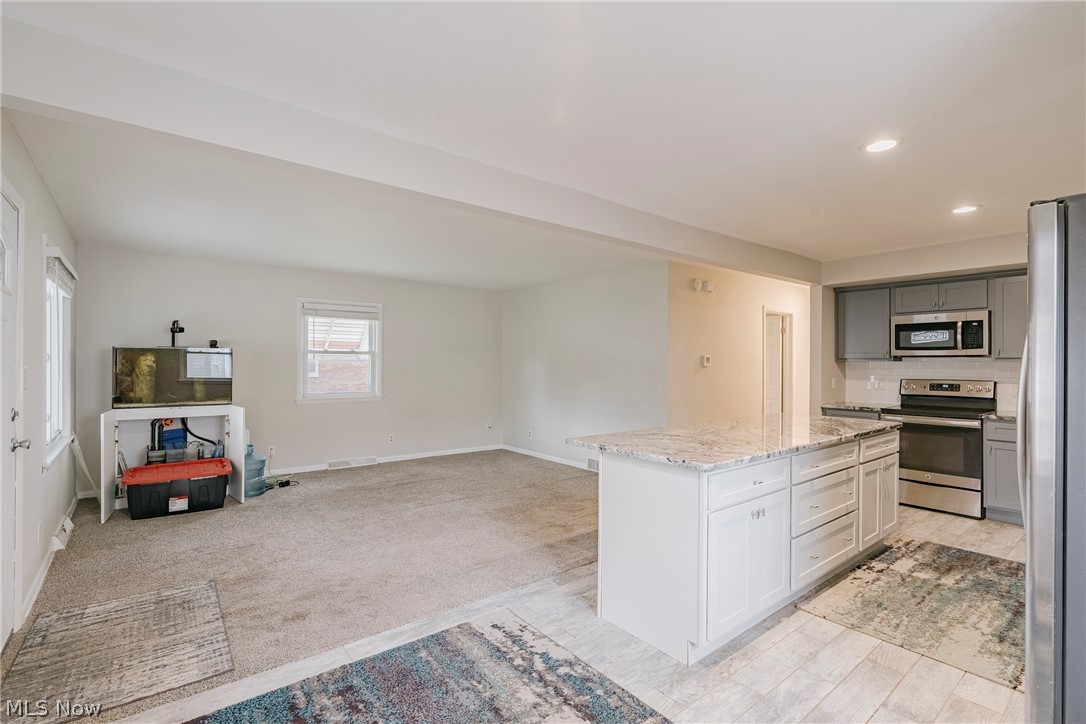 186 Pocantico Avenue Akron OH 44312