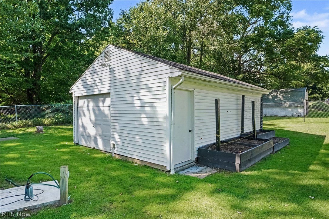 6187 Robinhood Lane Ashtabula OH 44004