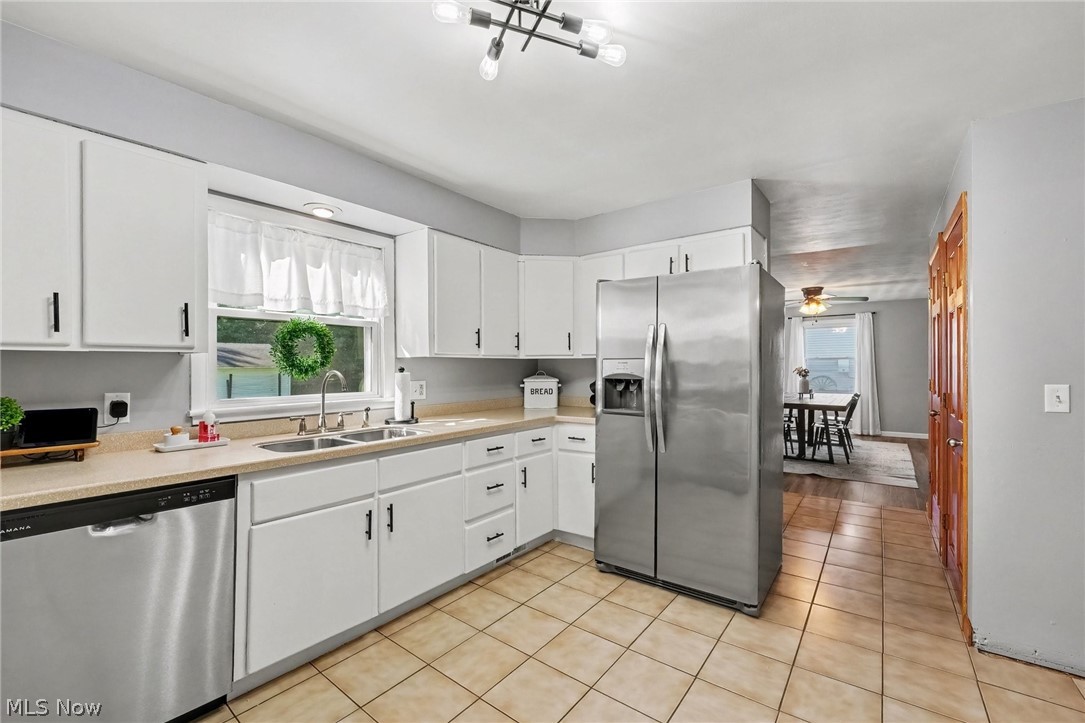 6187 Robinhood Lane Ashtabula OH 44004