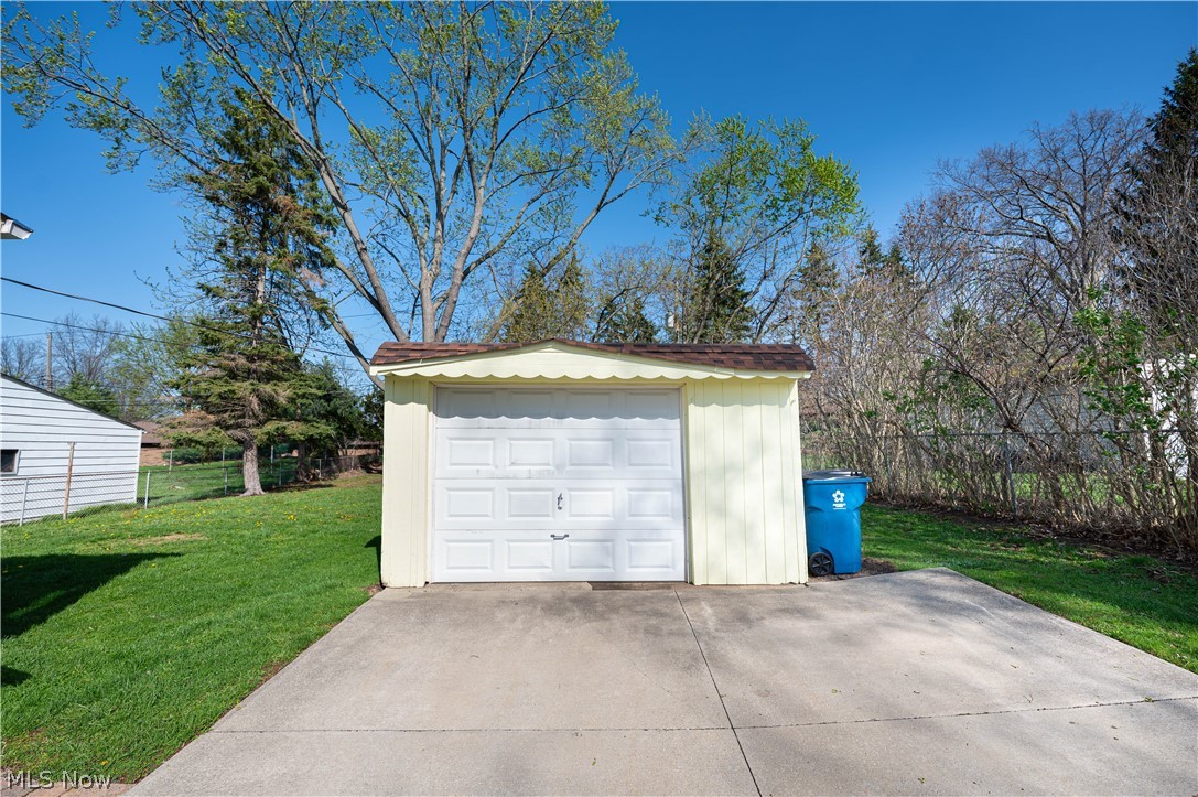 5139 Robinhood Drive Willoughby OH 44094