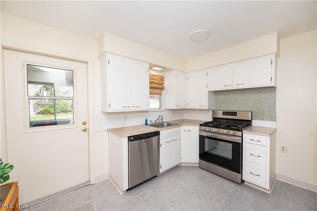 5139 Robinhood Drive Willoughby OH 44094