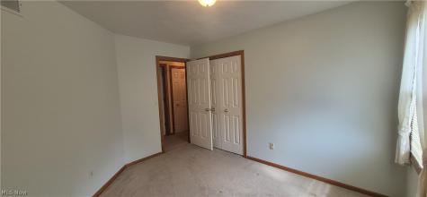 19457 Stony Point Drive Strongsville OH 44136