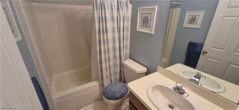 19457 Stony Point Drive Strongsville OH 44136