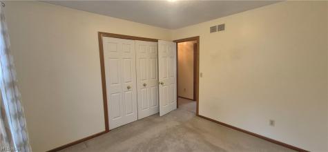 19457 Stony Point Drive Strongsville OH 44136