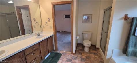 19457 Stony Point Drive Strongsville OH 44136