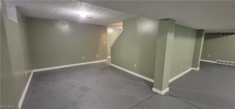 19457 Stony Point Drive Strongsville OH 44136
