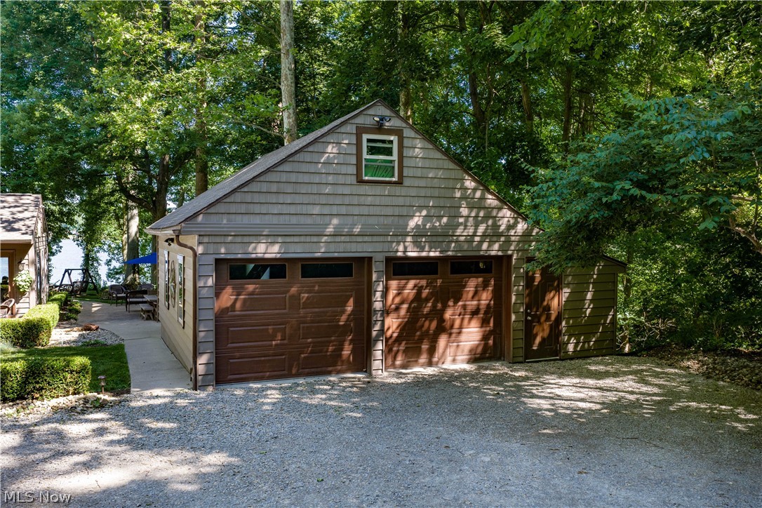 8745 Locust Street SW Sherrodsville OH 44675