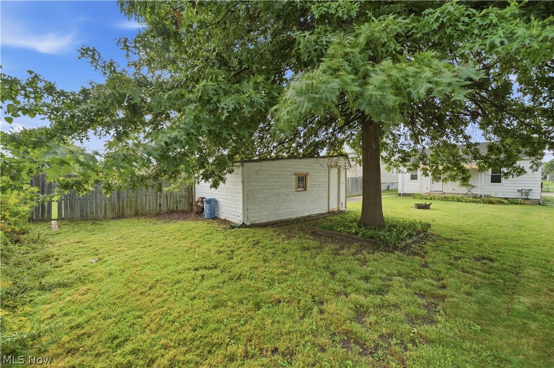 13216 Crossburn Avenue Cleveland OH 44135