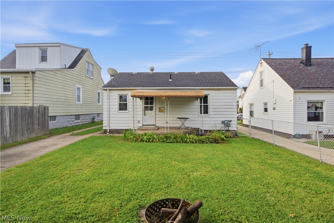 13216 Crossburn Avenue Cleveland OH 44135