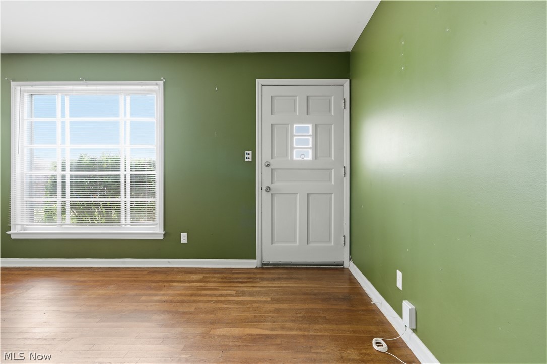 13216 Crossburn Avenue Cleveland OH 44135