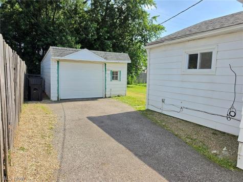 12813 Guardian Boulevard Cleveland OH 44135