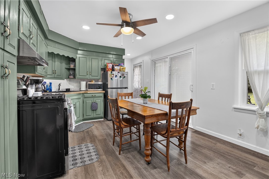 33 Sycamore Drive New Middletown OH 44442