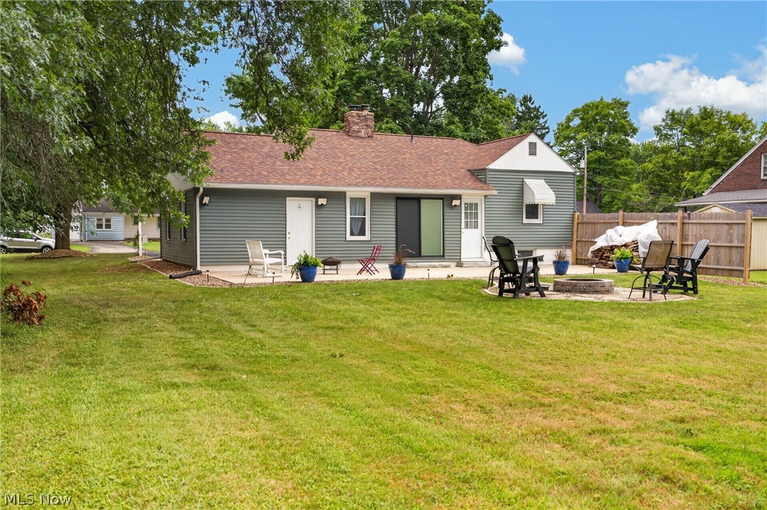 33 Sycamore Drive New Middletown OH 44442