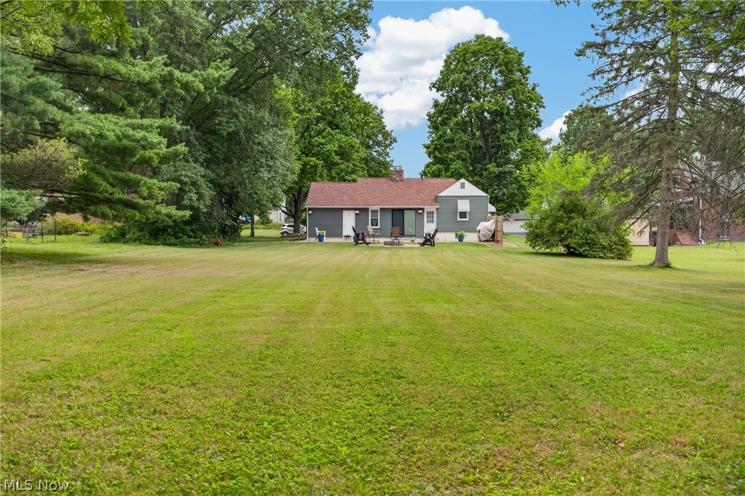 33 Sycamore Drive New Middletown OH 44442