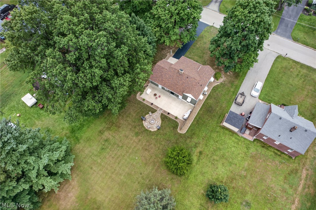 33 Sycamore Drive New Middletown OH 44442