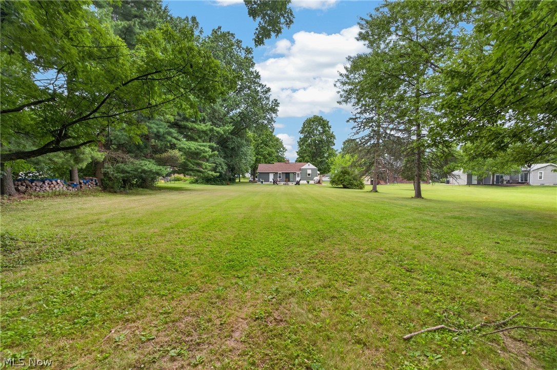 33 Sycamore Drive New Middletown OH 44442