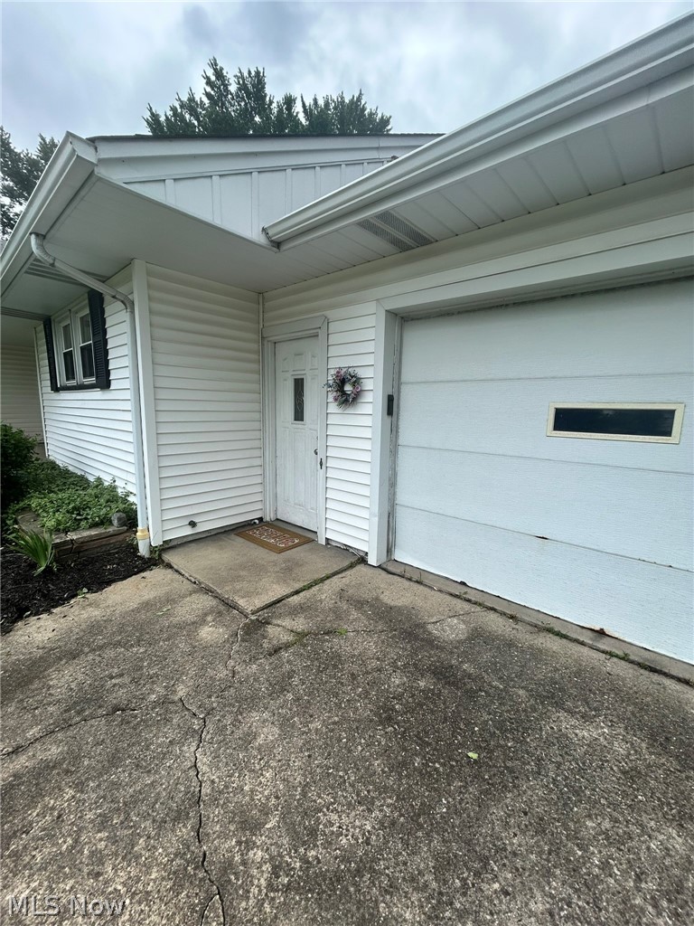 2569 Johnnycake Road SE Warren OH 44484