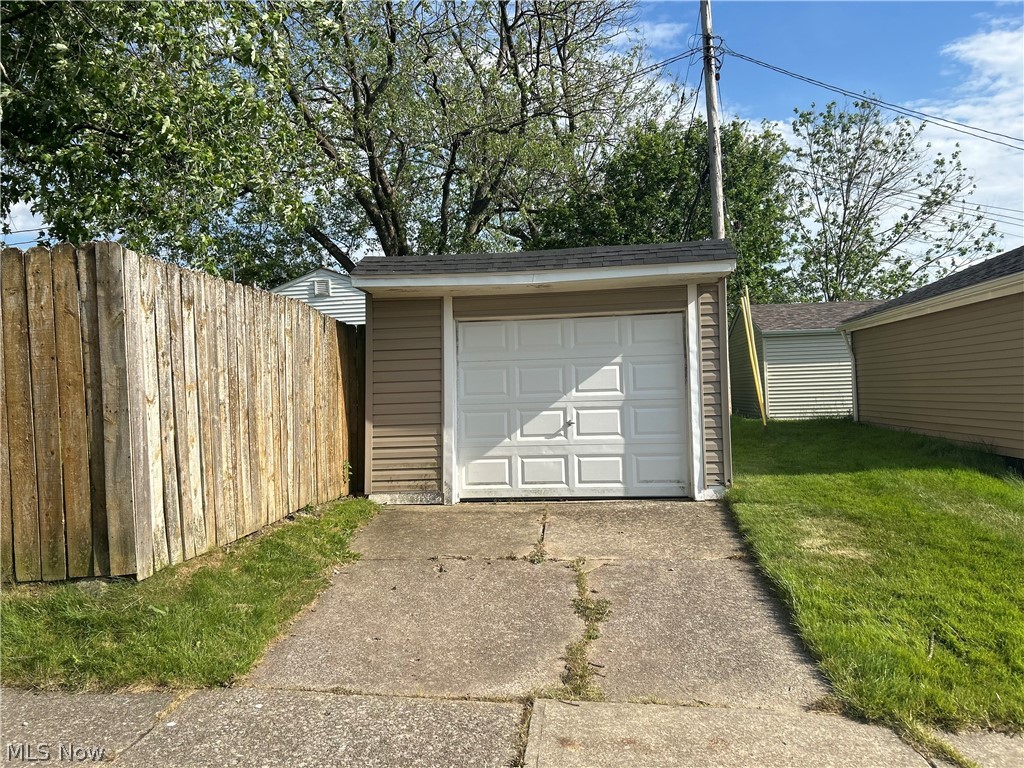 530 Darlington Drive Bedford OH 44146