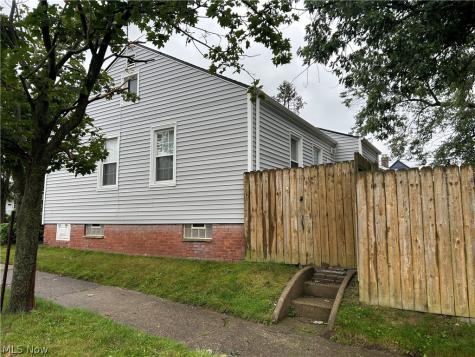 530 Darlington Drive Bedford OH 44146