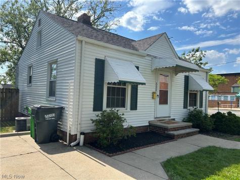 530 Darlington Drive Bedford OH 44146