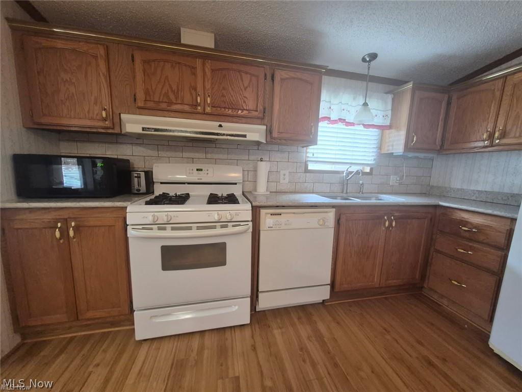208 Birchbark Drive Elyria OH 44035