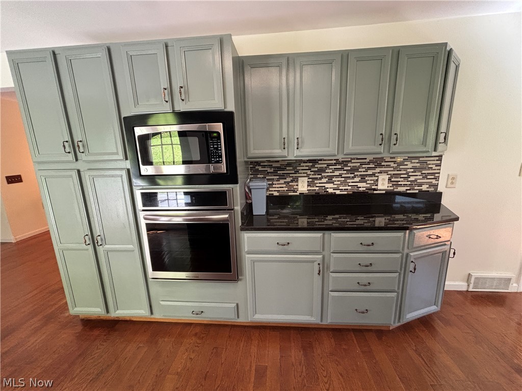 514 Michael Lane Zoar OH 44697