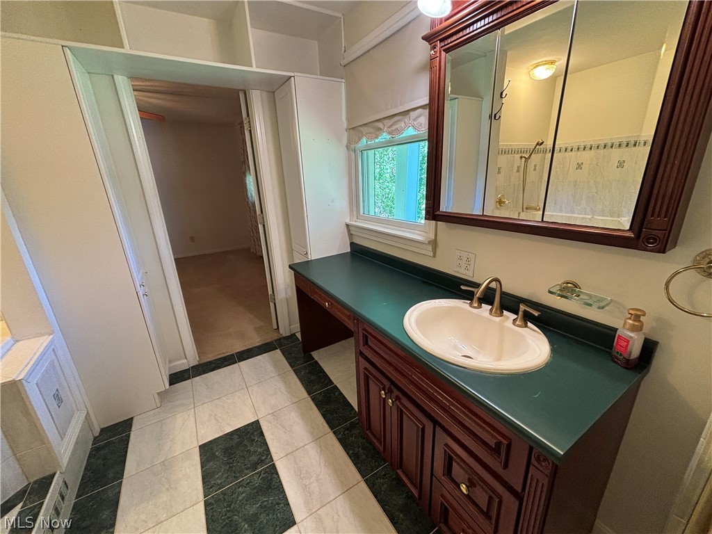 514 Michael Lane Zoar OH 44697