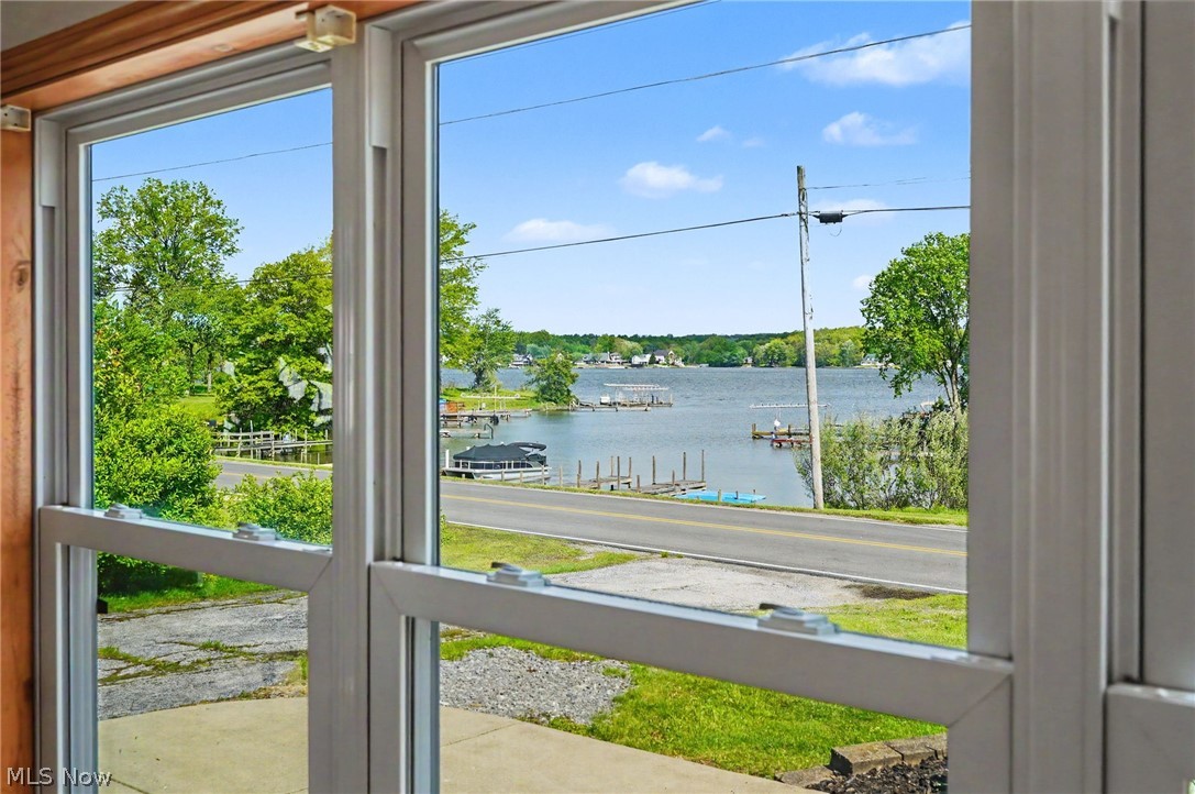 1446 Jersey Street Lake Milton OH 44429