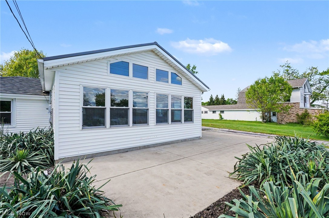1446 Jersey Street Lake Milton OH 44429