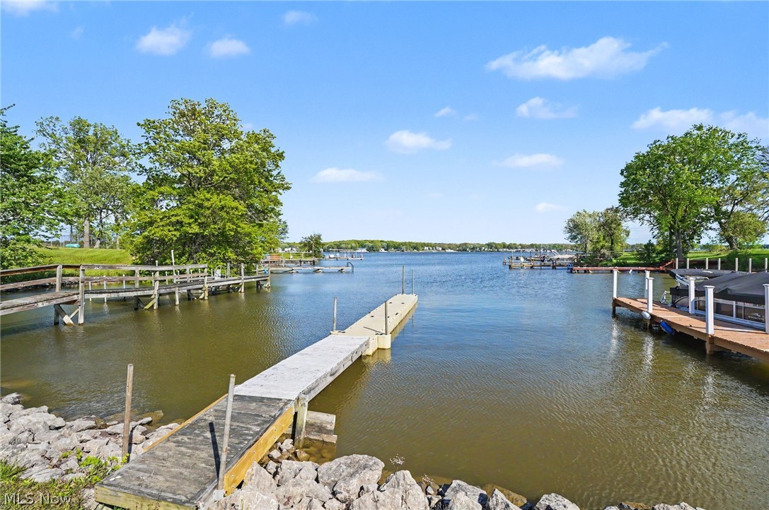 1446 Jersey Street Lake Milton OH 44429