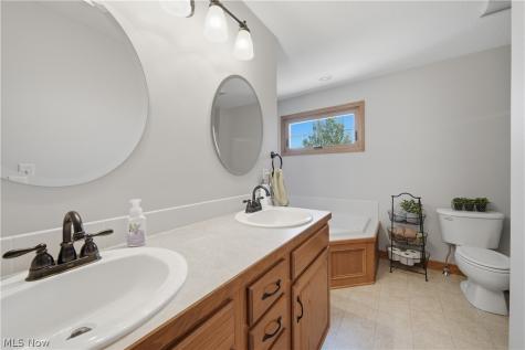 3530 Lamb Circle NW North Canton OH 44720
