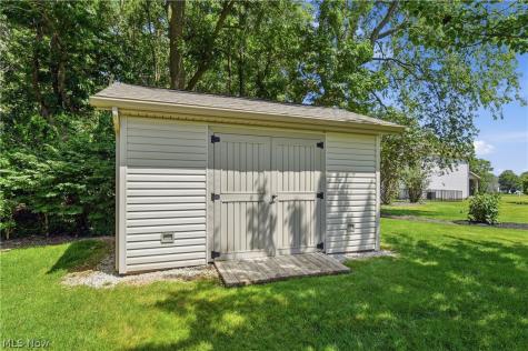 3530 Lamb Circle NW North Canton OH 44720